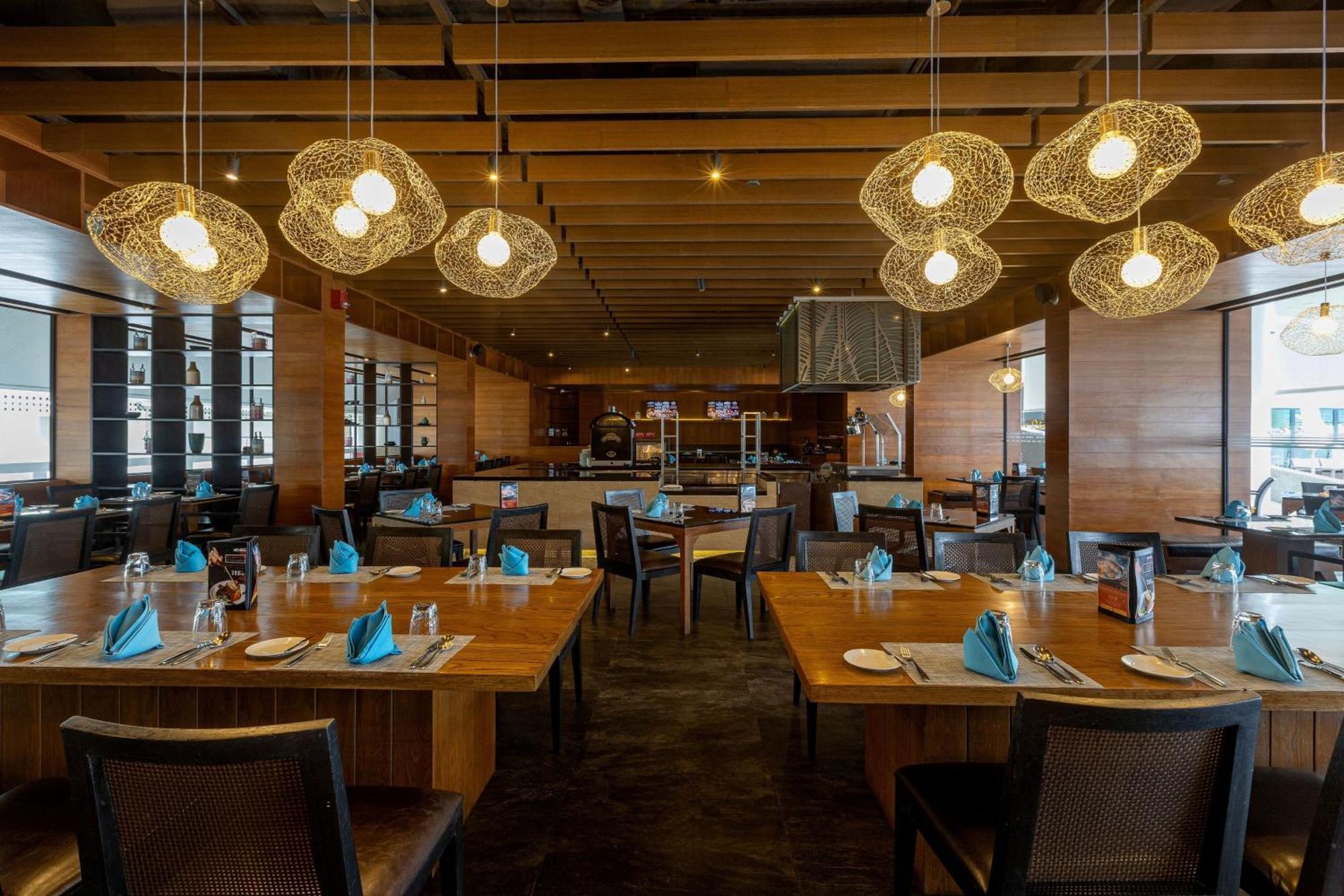 Tempat peranginan Le Meridien Phuket 5*